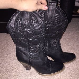 Very Volatile Cowgirl Boots Size 7.5